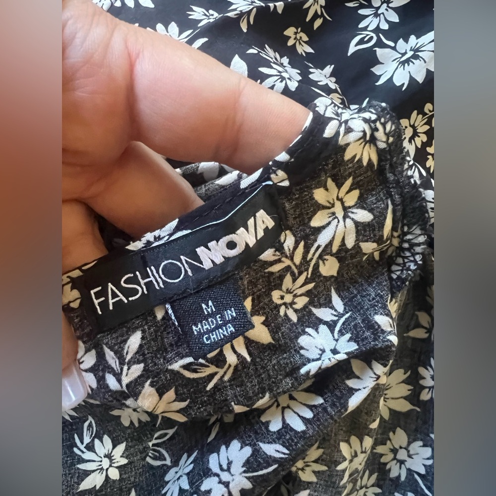 Fashion Nova Black and White Floral Mini Dress - Picture 7 of 8